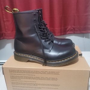 Dr.Martens